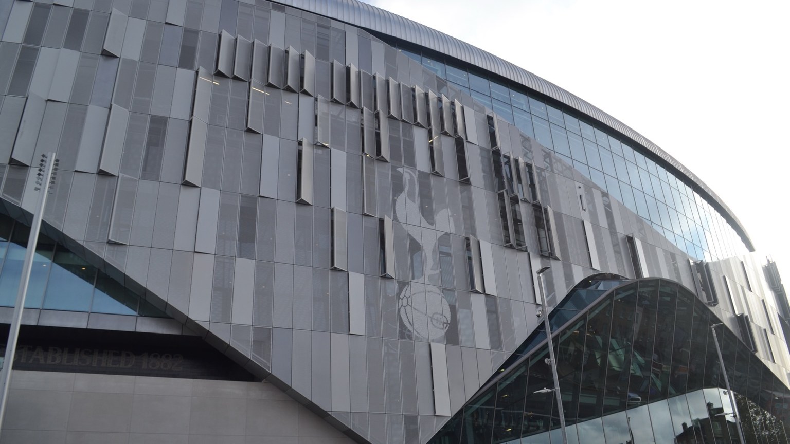 How Can Football and Sports Clubs Build One Trusted Fan Record in 2026?